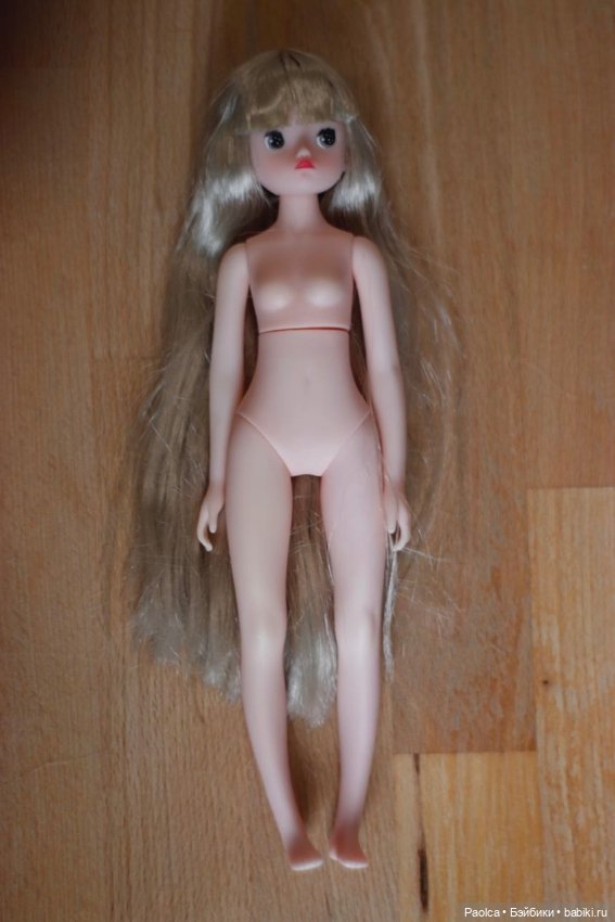 Кукла Redberry One Off (Редбери) (фото 6)