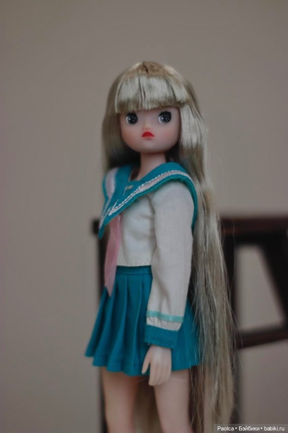 Кукла Redberry One Off (Редбери) (фото 4)