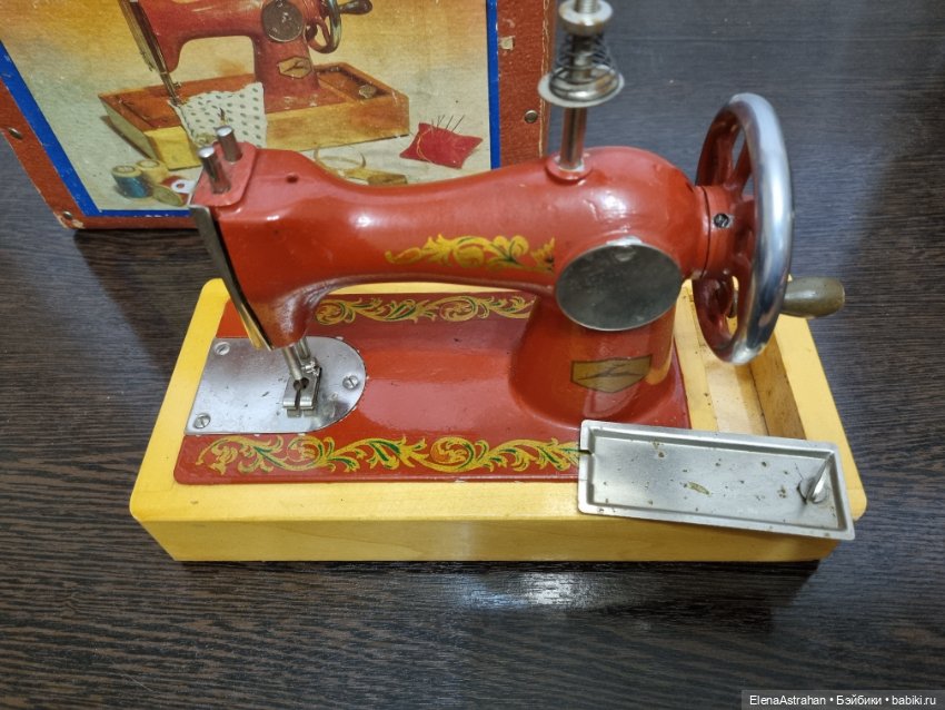 Швейная машинка Игрушка Куклам В коробке ДШМ 1