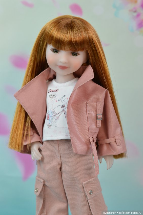 Костюм для Руби Ред ростом 37 см (фото 3)