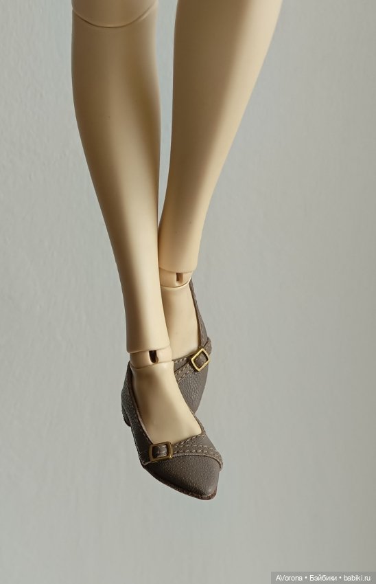 Туфли на низком каблучке, серо- бежевые (фото 8)