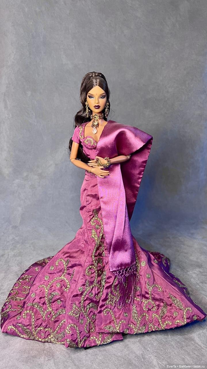 Isha Purple Pose Fashion Royalty (фото 3)