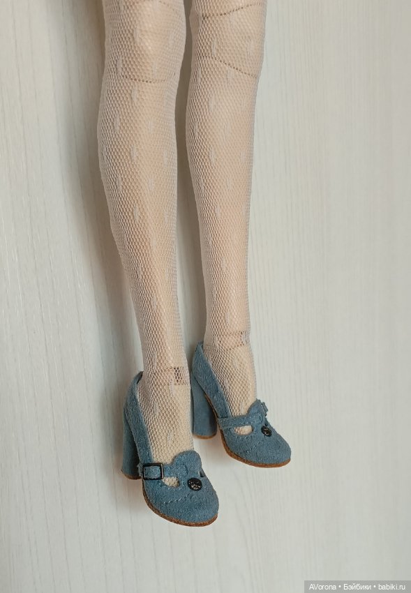 Замшевые туфли серо голубого цвета на высоком каблуке (фото 6)