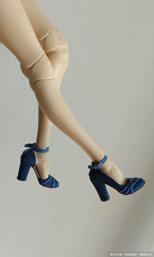 Туфли из замши и кожи, на высоком каблуке (фото 2)