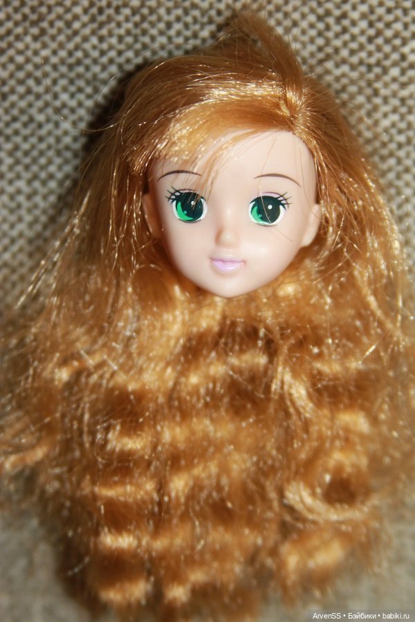 Голова подружки Дженни Тимотей компании Такара (фото 2)