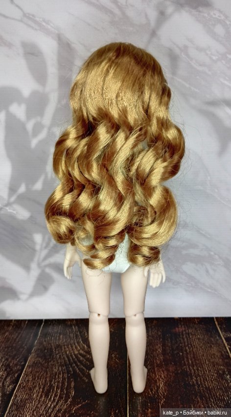 Венера Ruby Red — Коллекционные куклы (фото 4)