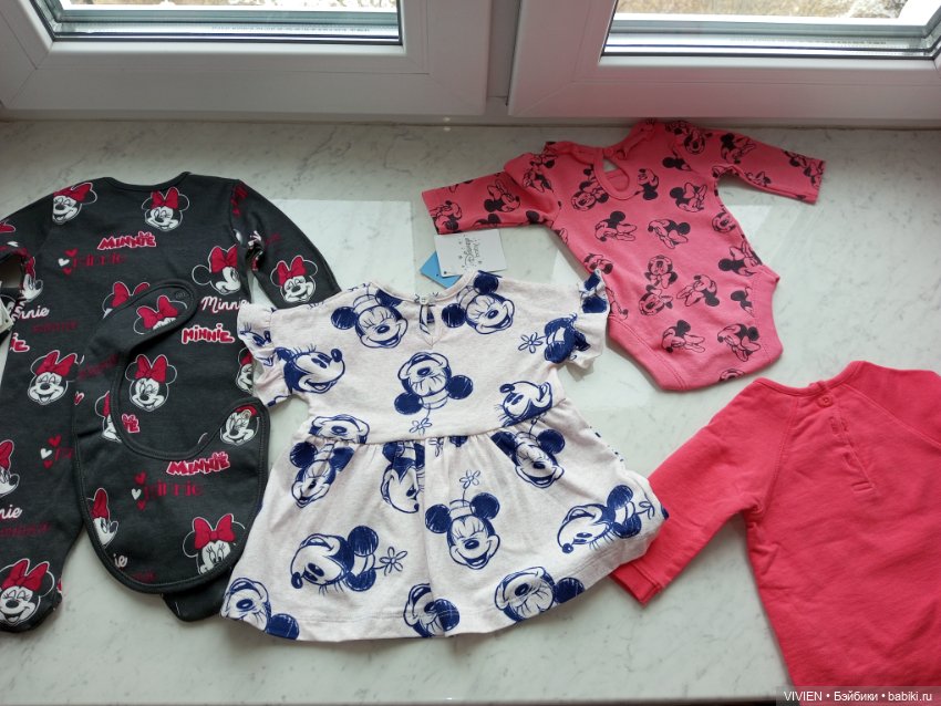 Лот одежды для куклы девочки 4 Минни Маус