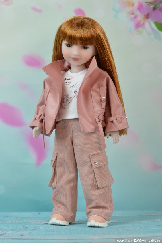 Костюм для Руби Ред ростом 37 см (фото 2)