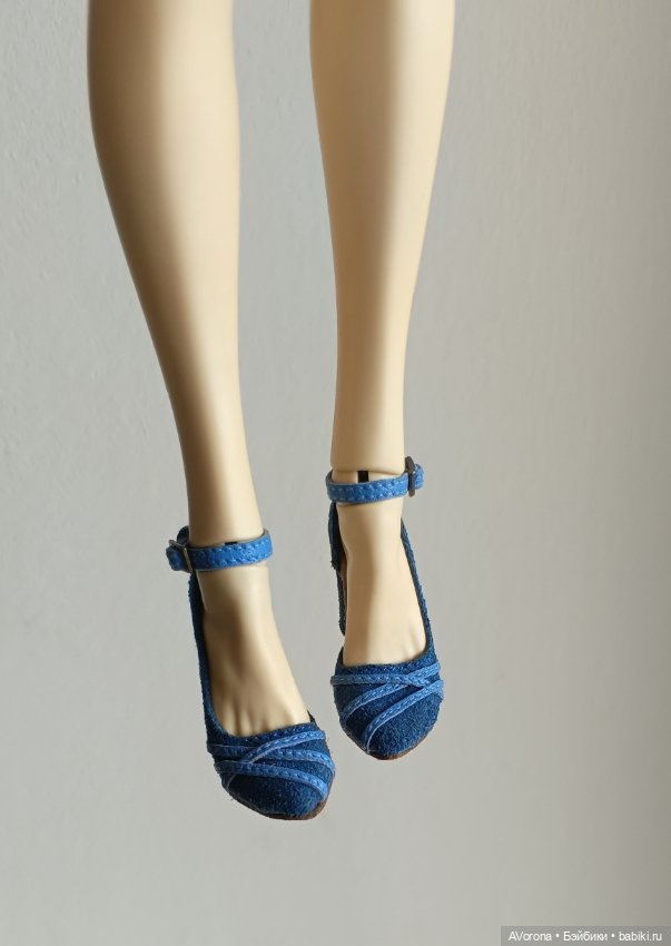 Туфли из замши и кожи, на высоком каблуке (фото 6)