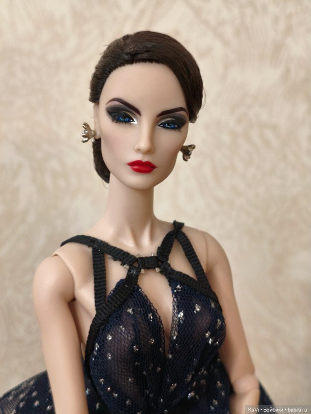 Fashion royalty Elyse Jolie Midnight Star