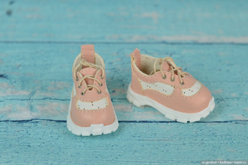 Кроссовки для кукол Паола Рейна и Руби Ред (фото 5)