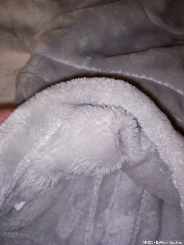 Халатик для куклы мальчика с пингвином