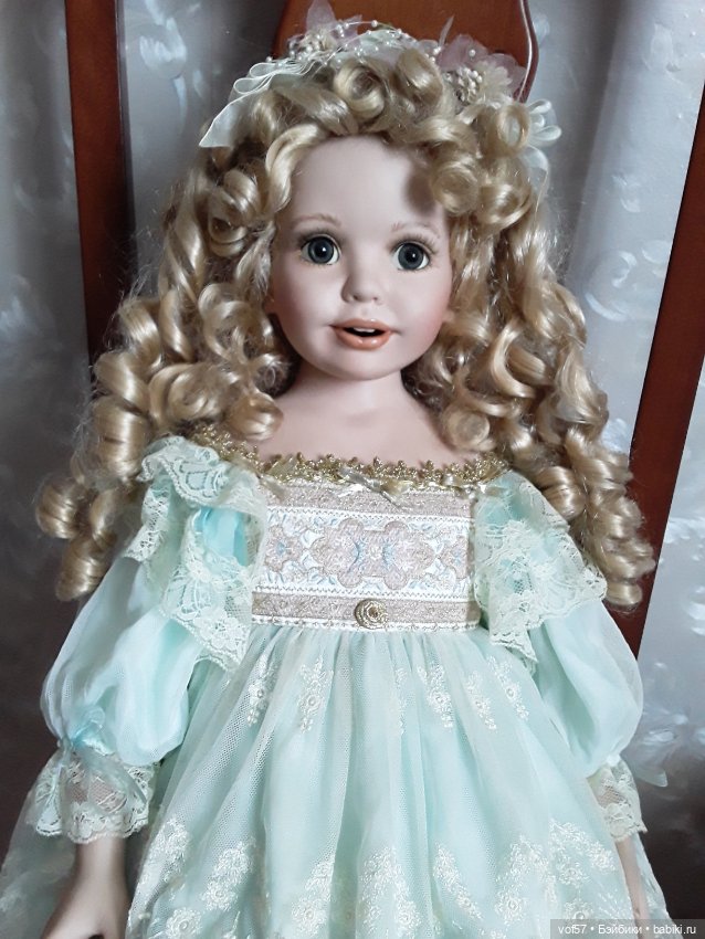 Красавица Каролина — Фарфоровые куклы