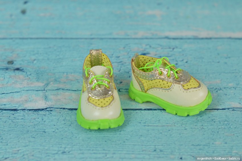 Кроссовки для кукол Паола Рейна и Руби Ред (фото 4)