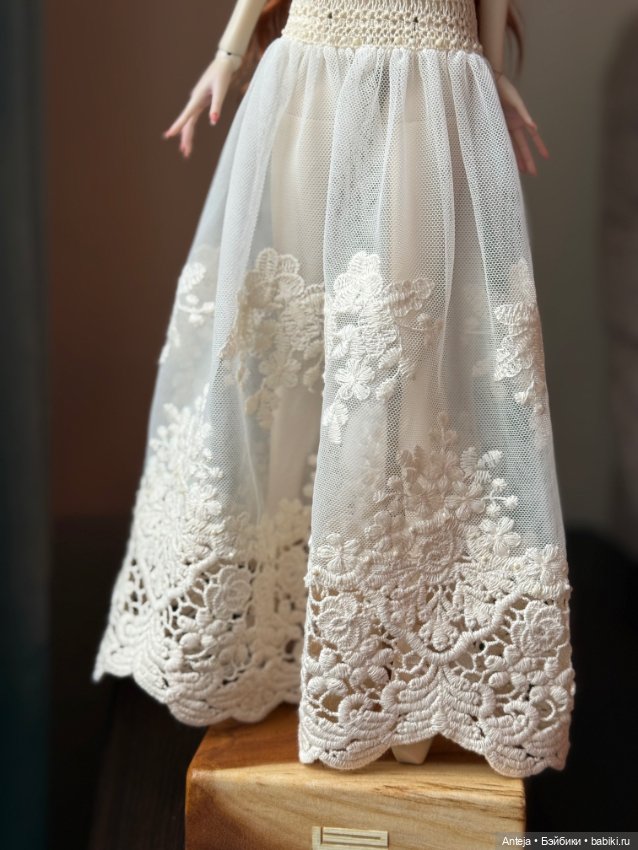 Платье для кукол Луценко на новом теле (фото 4)