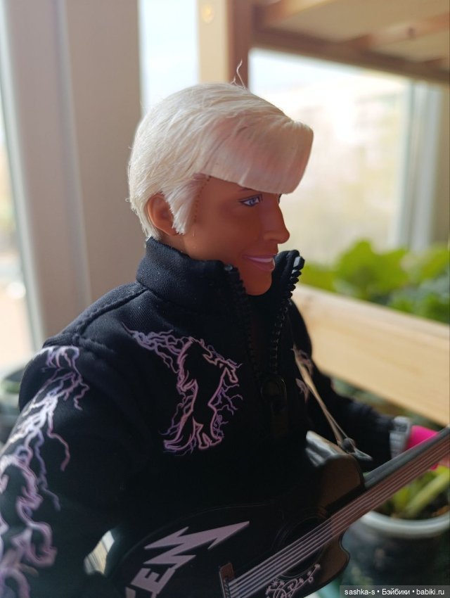 Кен Райан Гослинг из сета с костром (фото 9)