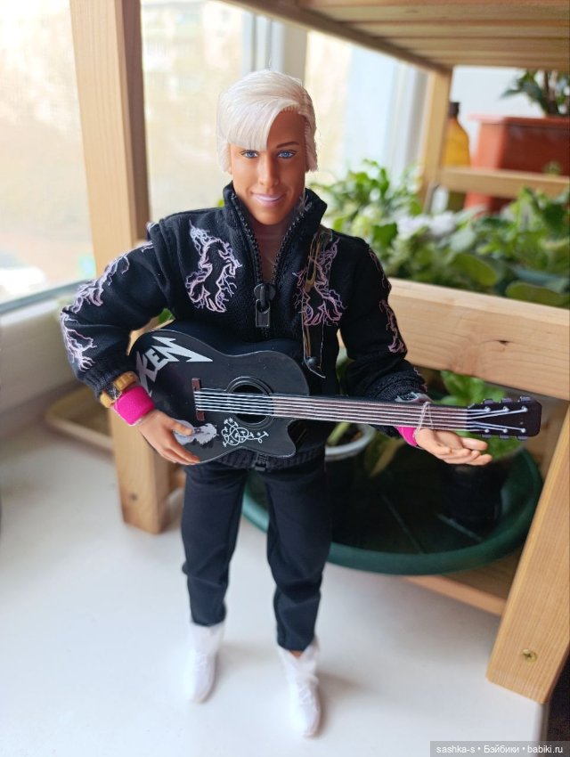 Кен Райан Гослинг из сета с костром (фото 6)