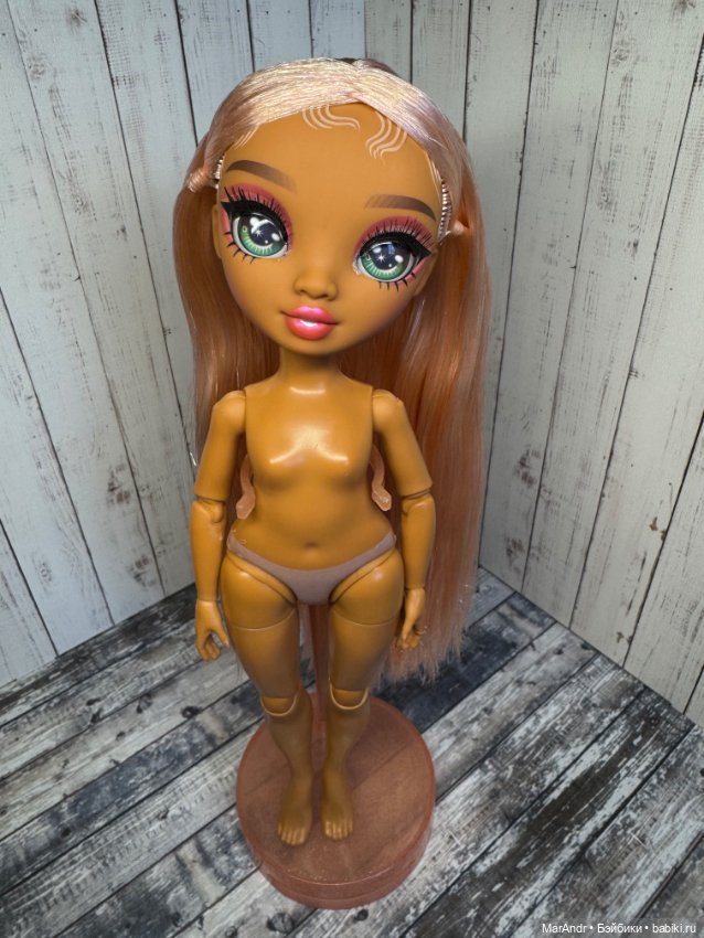 Кукла Rainbow High Сабрина