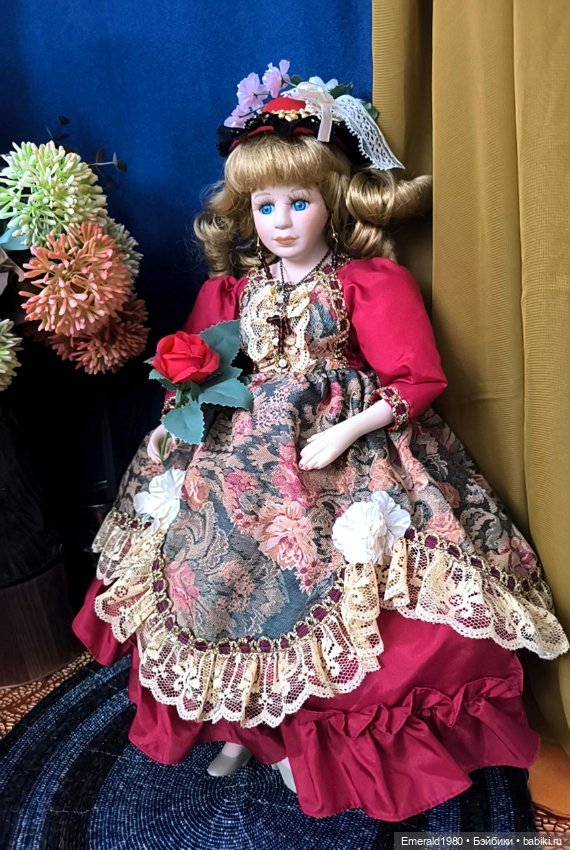 Коллекционная фарфоровая кукла Kate (фото 2)