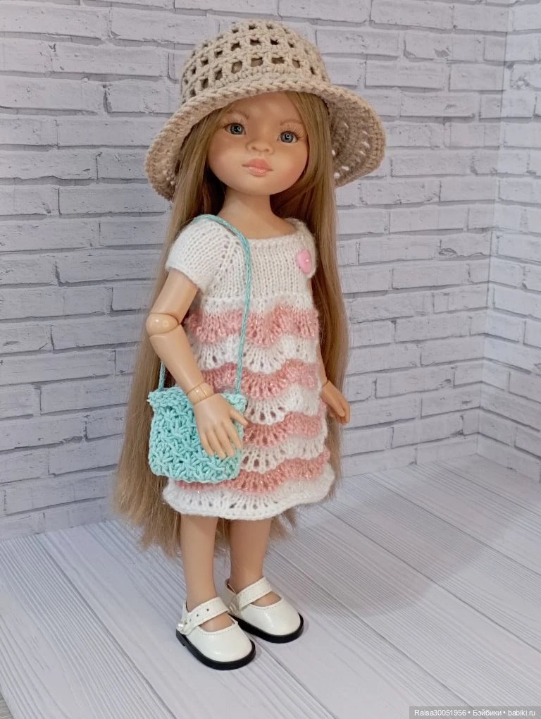 Платье, шляпка, сумочка для кукол Паола Рейна 32-34 см (фото 3)