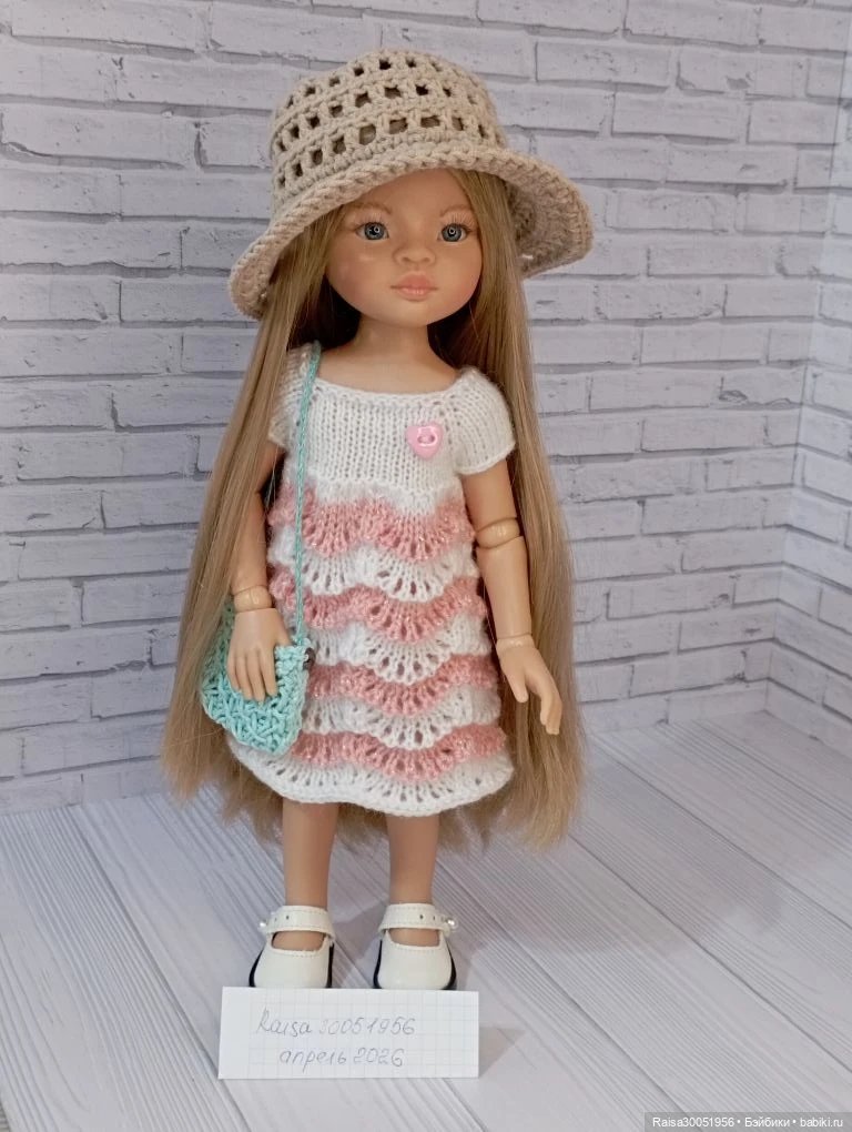 Платье, шляпка, сумочка для кукол Паола Рейна 32-34 см (фото 2)