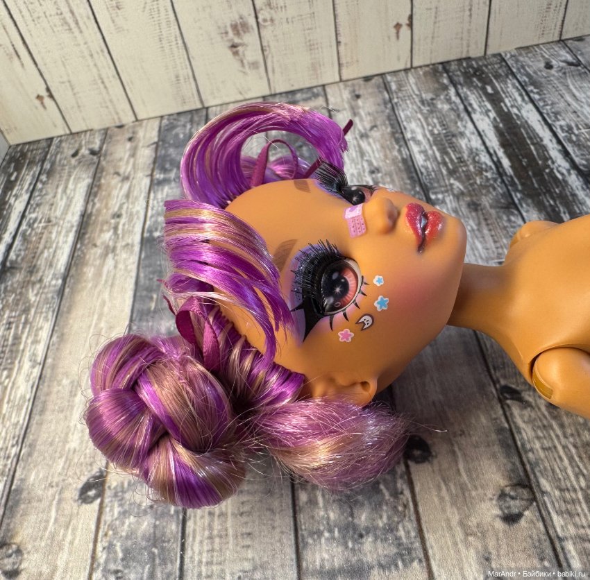 Кукла Rainbow High Лила — Игровые куклы (фото 3)