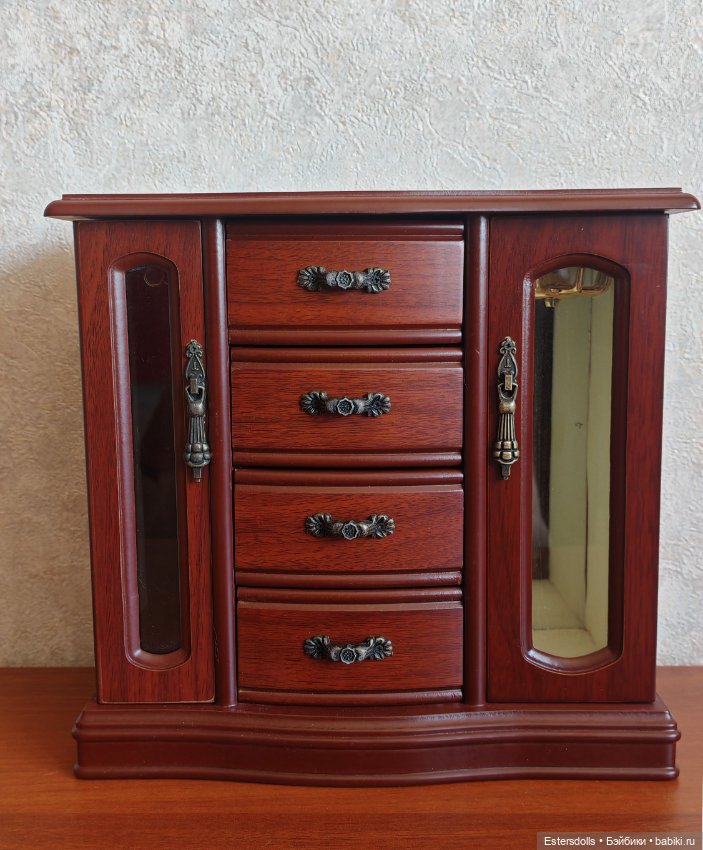 Комод для кукол — Кукольная мебель