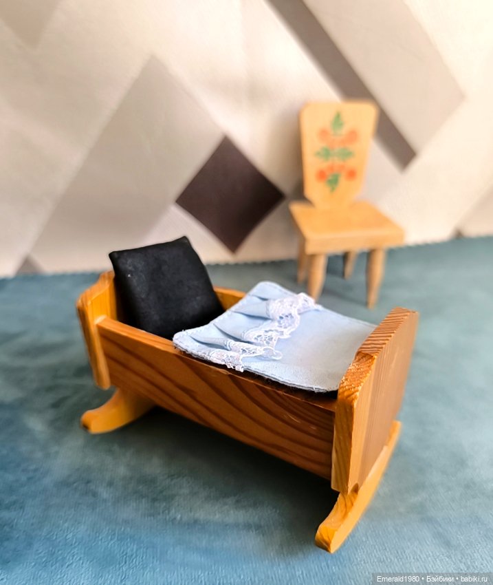 Винтажные кроватки для пупсиков (фото 8)