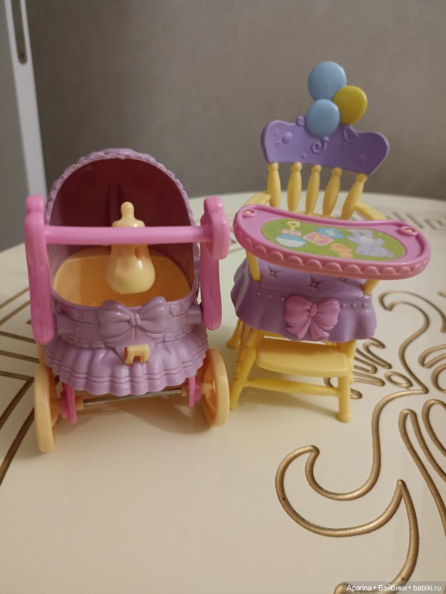 Стульчик и коляска для пупсов (фото 7)