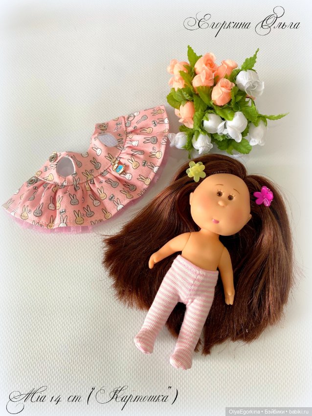 Комплект "Зайчики" из хлопкового платья и колготок на кроху Миечку (14 см) (фото 3)