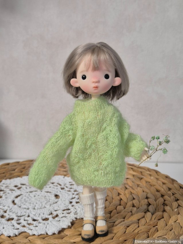 Воздушные свитера для кукол формата ob22, Блайз (фото 3)