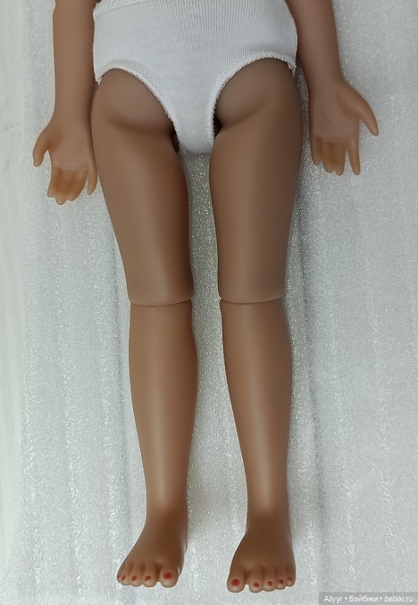 Кайла Ruby Red + набор одежды и обуви (фото 3)