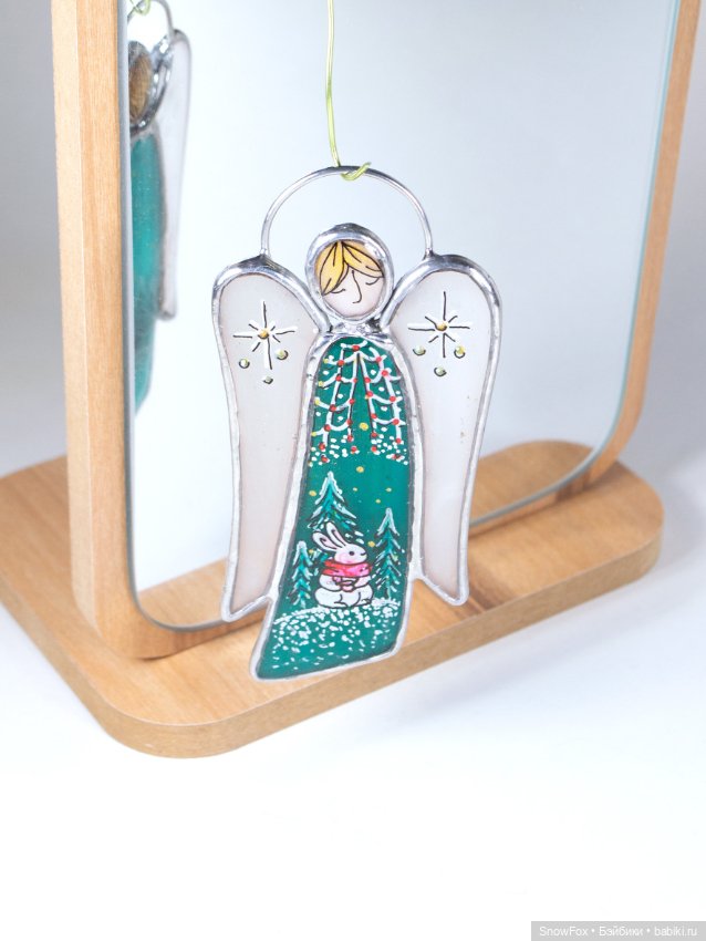 Витражный ангел "Зайчик" в технике Тиффани