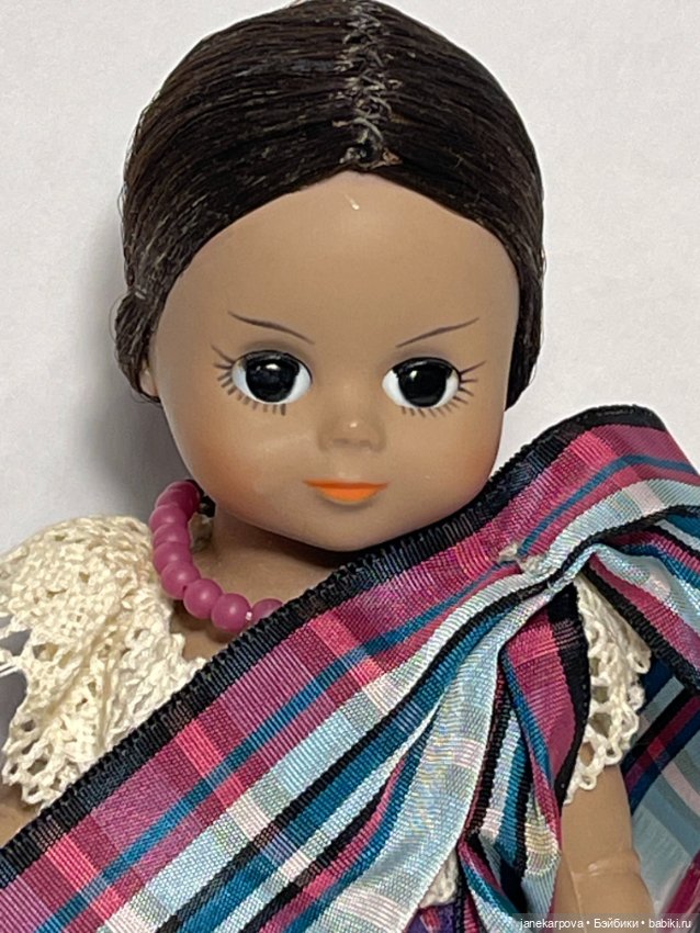 Куколка Лаос от Мадам Александр