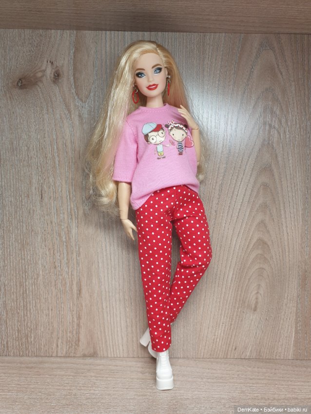 Лот одежды на Барби пышку (фото 3)
