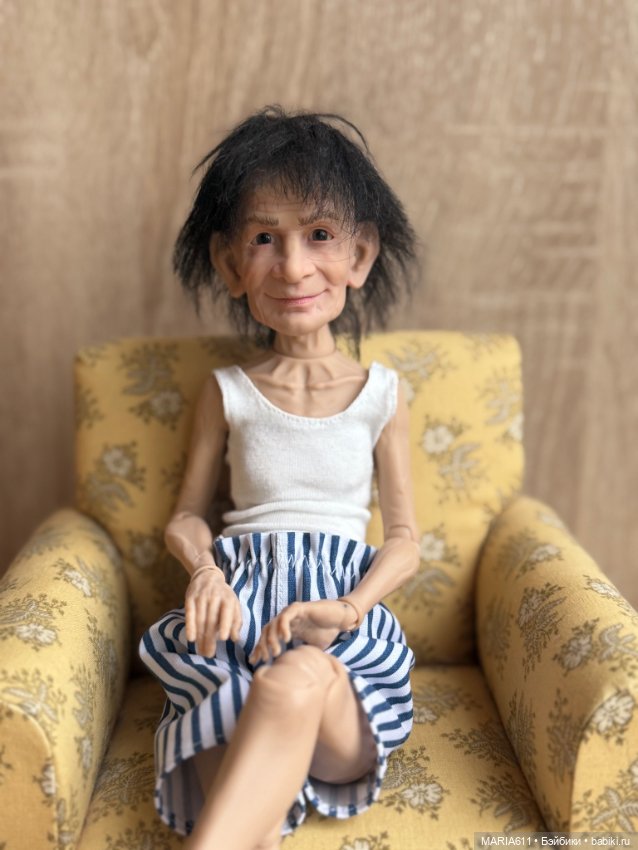 Дедушка в поисках своей бабушки)