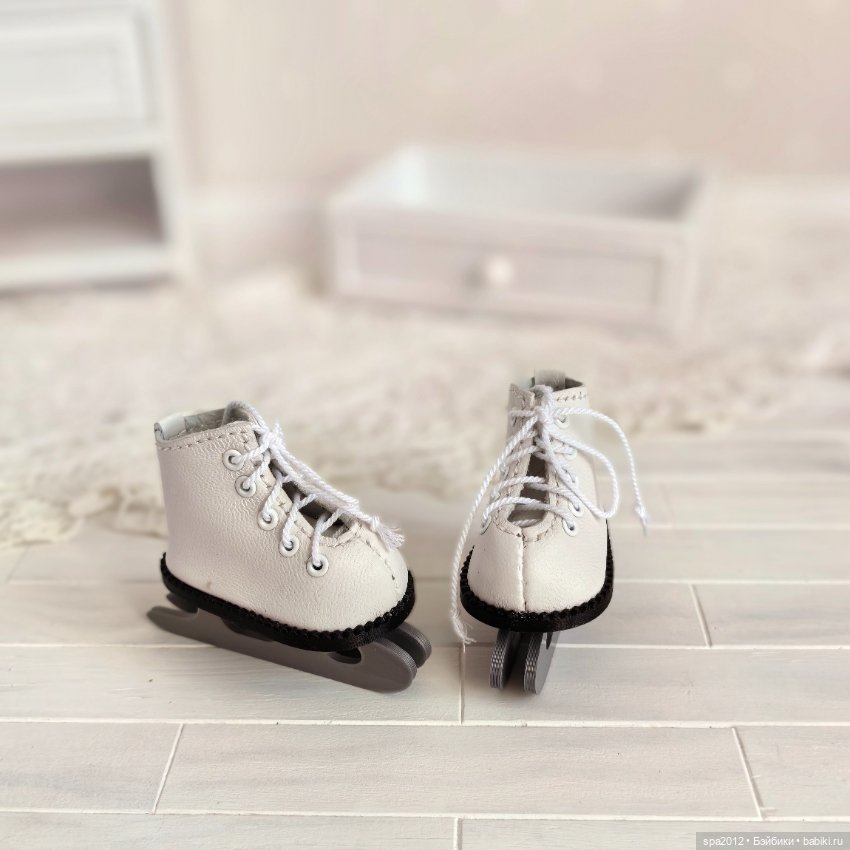 Коньки для Паола Рейна — Обувь для кукол (фото 3)