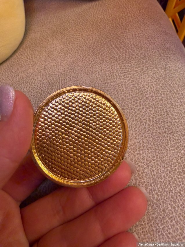 Маленькая шкатулка — Аксессуары для кукольных фотосессий (фото 4)