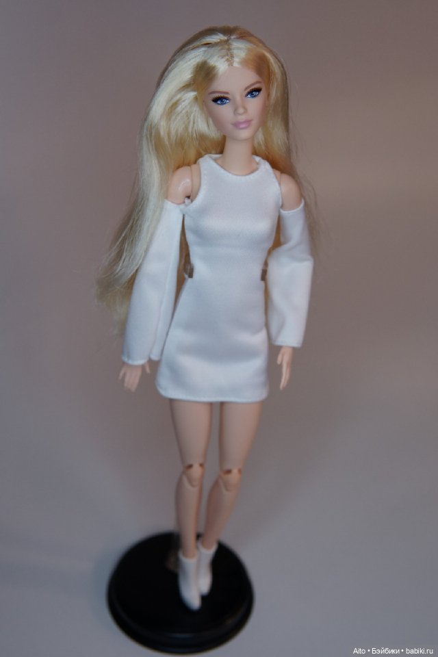 Продам Barbie Looks model #6 (фото 2)