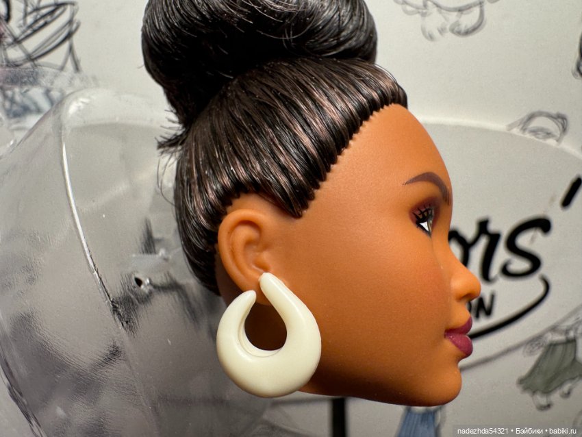 Голова Барби Базовая модель №8 Мбили (фото 3)