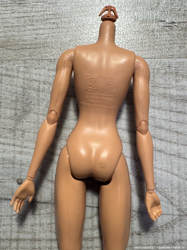 Тело Барби Чудо-женщины выпуск в честь 85-летия (фото 10)