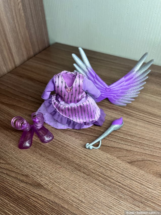 Фирменные аутфиты для кукол Крузелинг (фото 2)