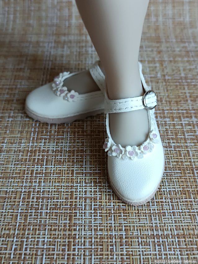 Туфельки для Руби Ред Ruby Red Fashion Friends (фото 3)