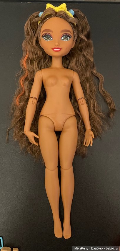 Barbie Dream besties Тереза: базовая, роликовая, аутфиты (фото 2)