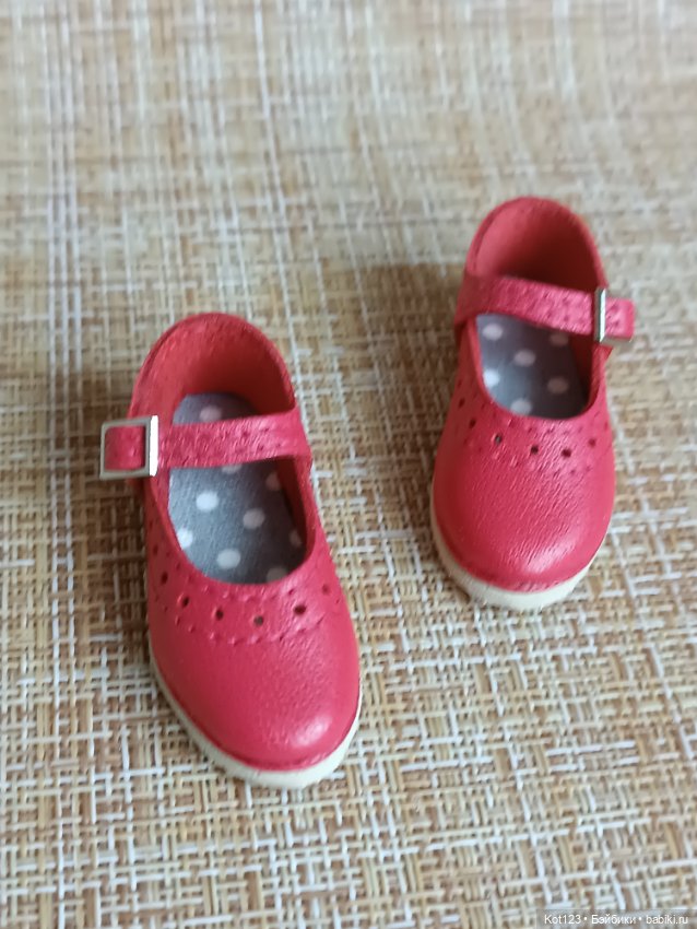Туфельки для Руби Ред Ruby Red Fashion Friends (фото 3)