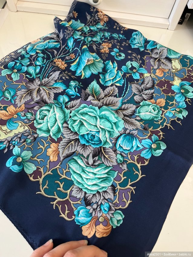 Фрагмент платка — Ткани