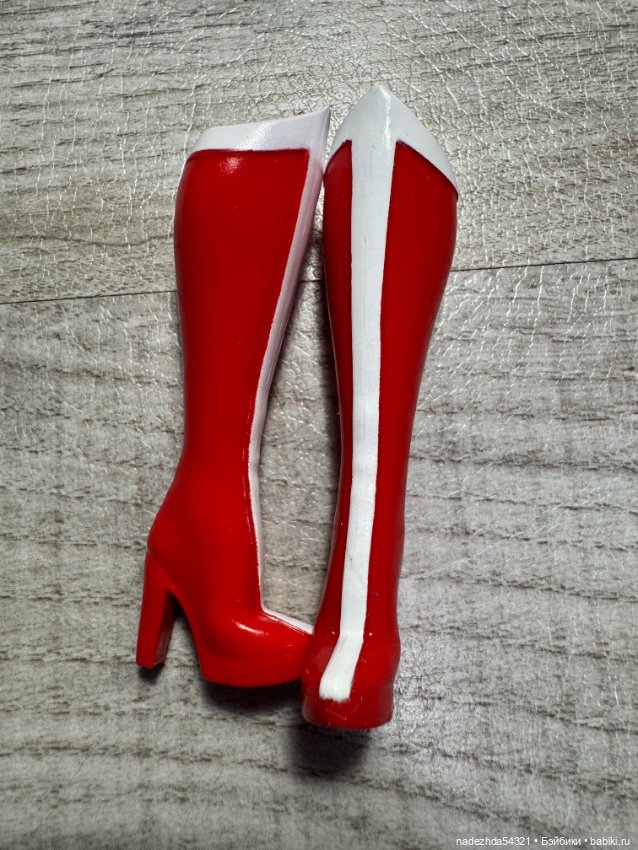 Аутфит Барби Чудо-женщины выпуск в честь 85-летия (фото 10)