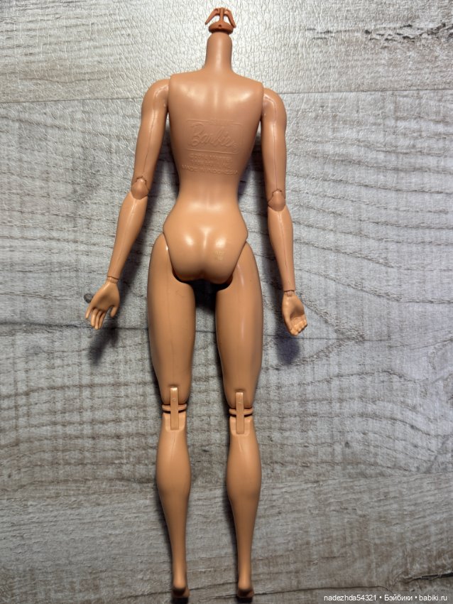 Тело Барби Чудо-женщины выпуск в честь 85-летия (фото 9)