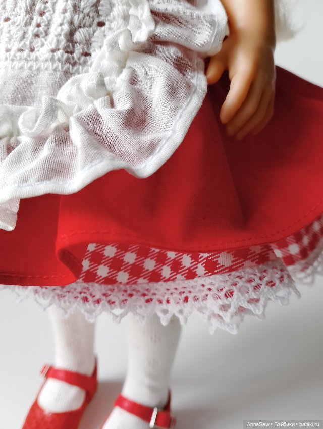Костюм красной шапочки для куклы (фото 7)