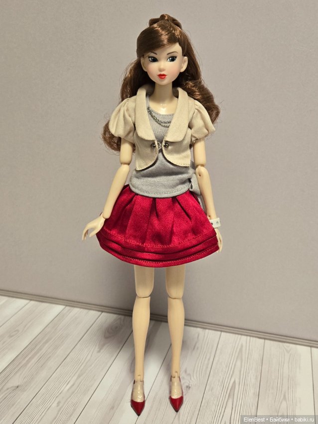 Momoko Escort me — Шарнирные куклы (не BJD)